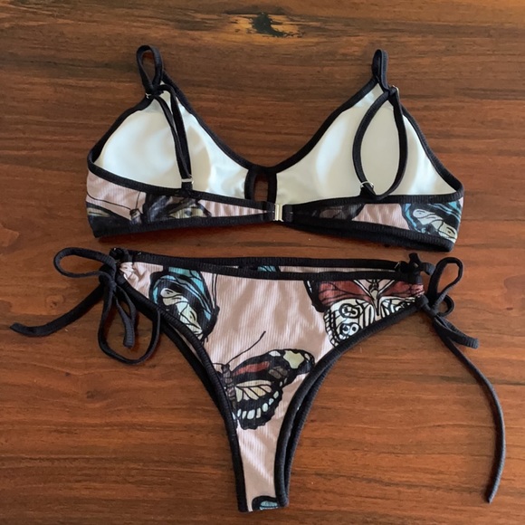 Butterfly Bikini - Picture 3 of 5
